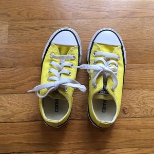 Converse Kids Size 11 Yellow